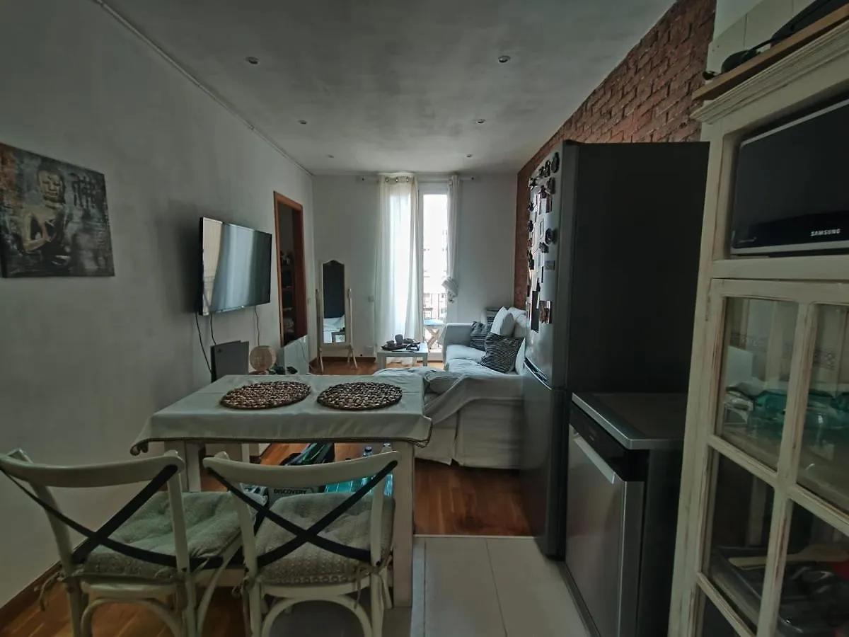 Lindo Apartamento En Sagrada Familia Barcelona